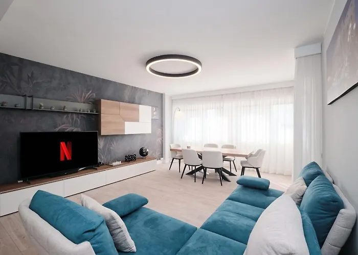 Zona Eur 70 - Giorty Domus Romanae E Piscina By Hotea * Roma