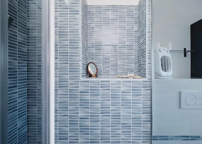 Zona Eur 70 - Giorty Domus Romanae E Piscina By Hotea * Roma