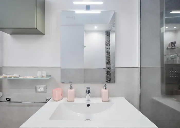 Zona Eur 70 - Giorty Domus Romanae E Piscina By Hotea Roma