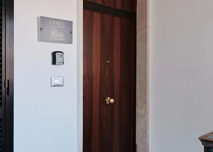 Zona Eur 70 - Giorty Domus Romanae E Piscina By Hotea * Roma